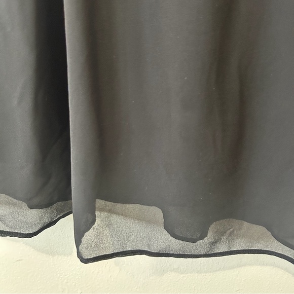 Black Cold Shoulder Shift Dress - Picture 7 of 7